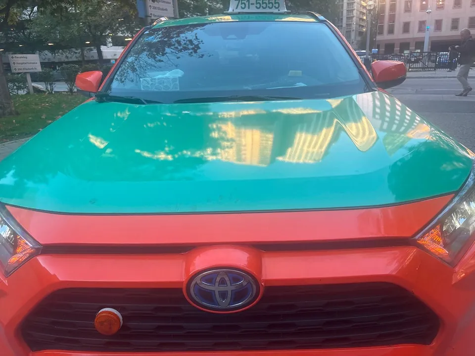 Toyota Rav4 2024 photo 2