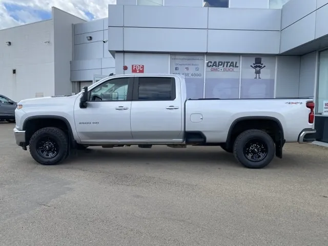 Chevrolet Silverado 2500Hd 2022 photo 2