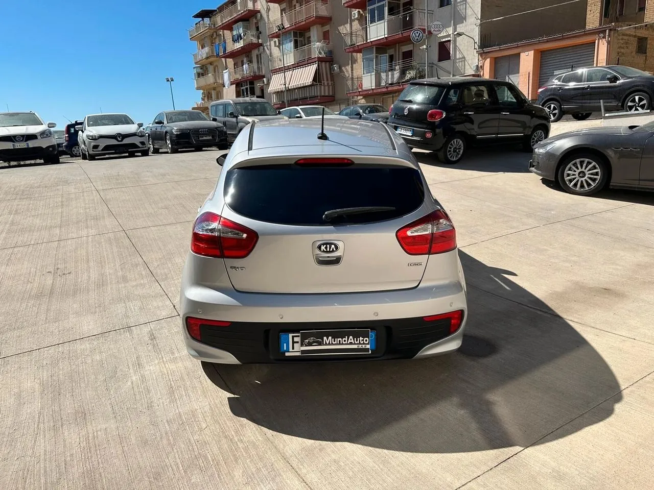 Kia Rio 2015 photo 3