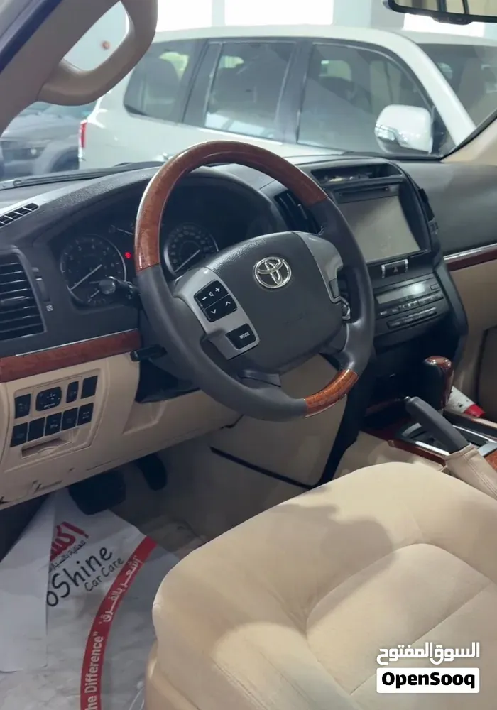 Toyota Land Cruiser Gxr 2015 photo 2