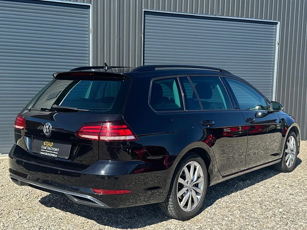 Volkswagen Golf 2019 photo 2