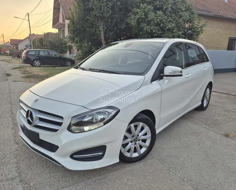 Mercedes-Benz B 180 2018 photo 2