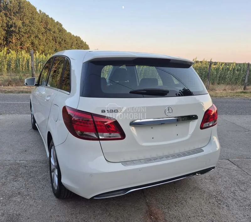 Mercedes-Benz B 180 2018 photo 5