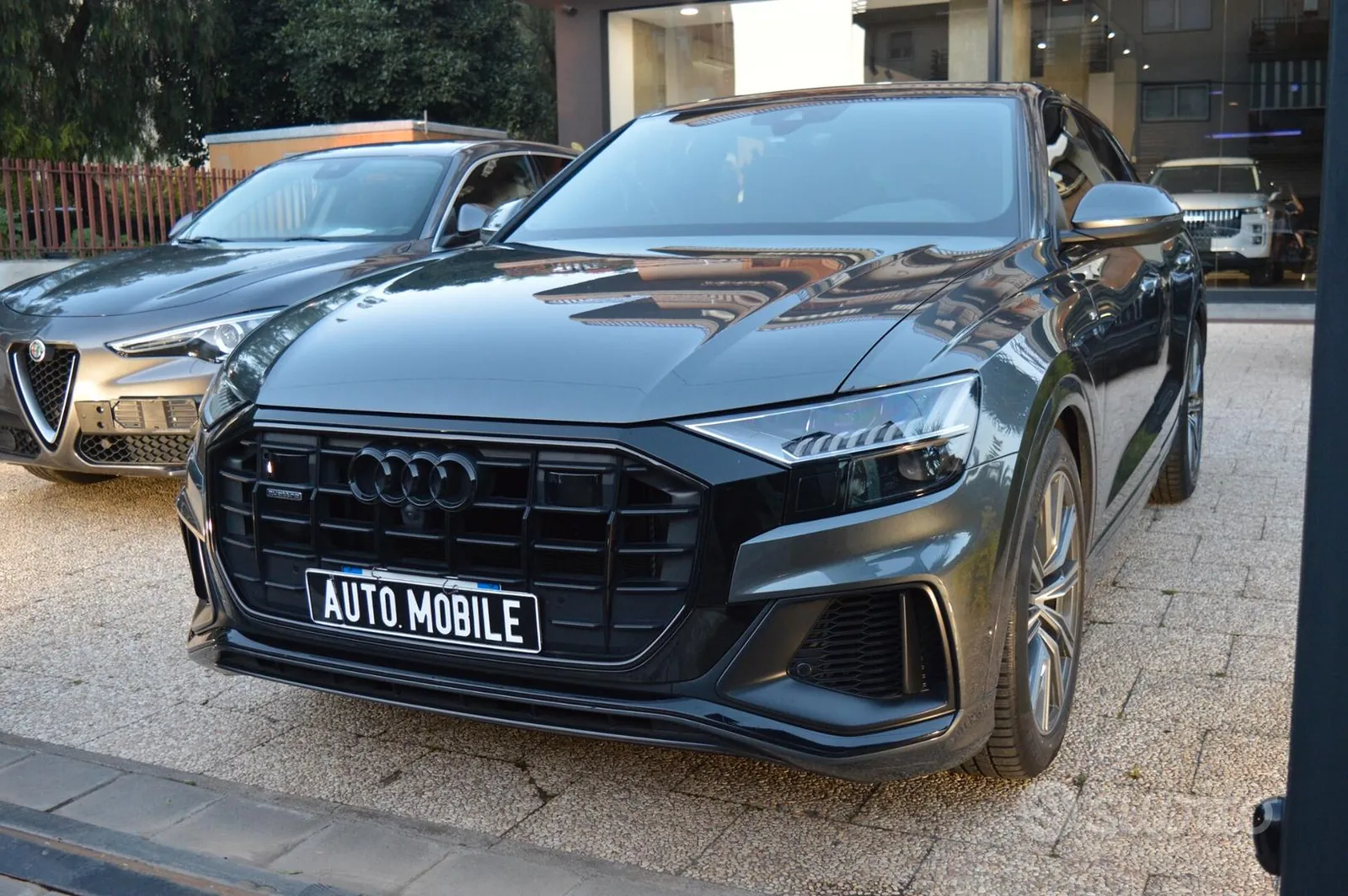 Audi Q8 2021 photo 2