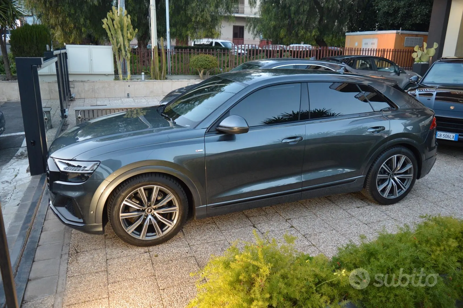 Audi Q8 2021 photo 4