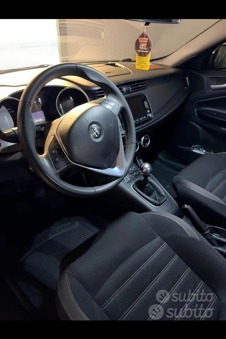 Alfa Romeo Giulietta 2019 photo 5