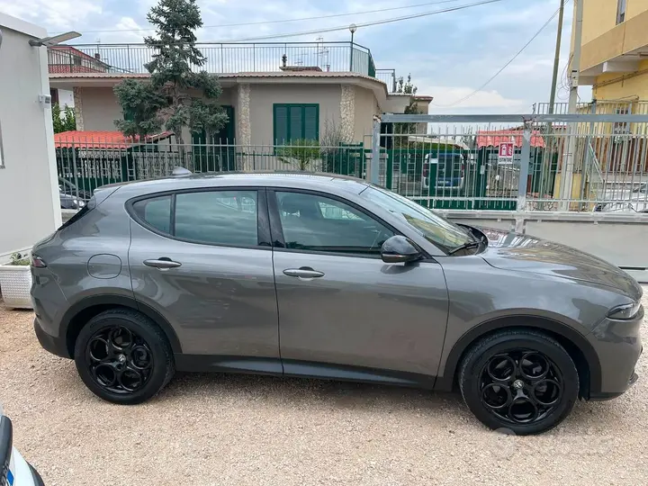 Alfa Romeo Tonale 2022 photo 4