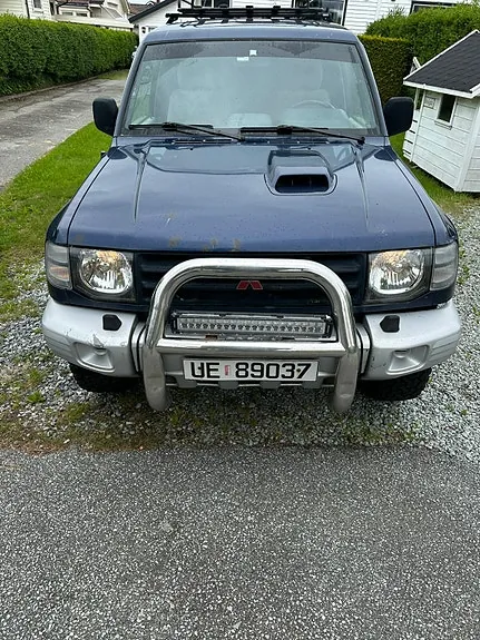 Mitsubishi Pajero 1999 photo 3