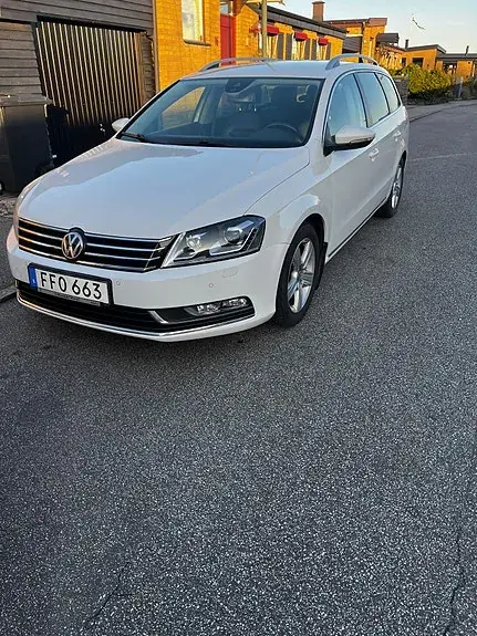Volkswagen Passat 2014 photo 2