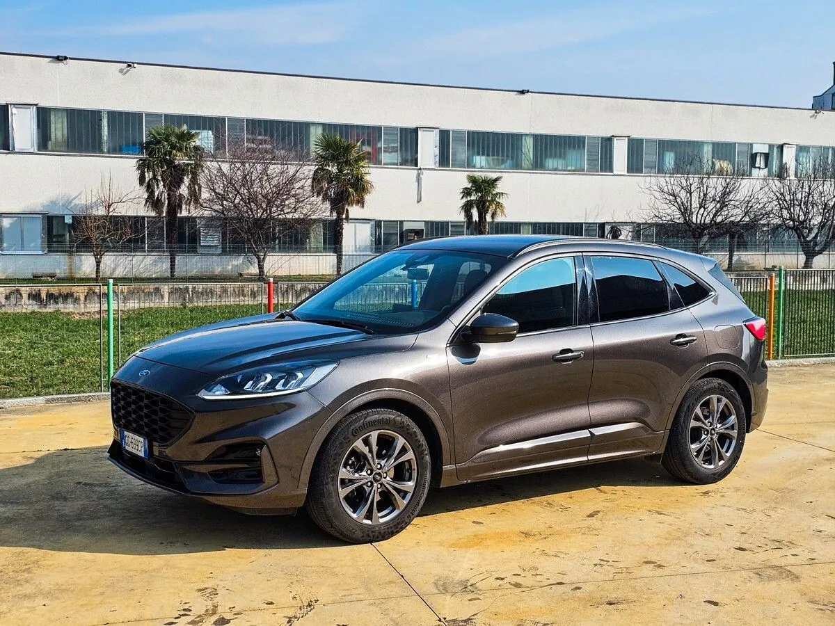 Ford Kuga 2021 photo 2
