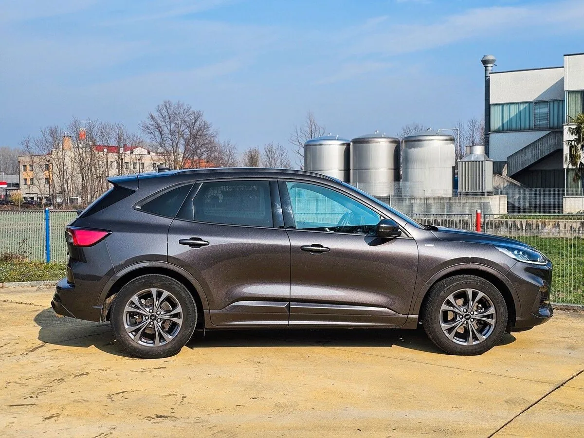 Ford Kuga 2021 photo 3