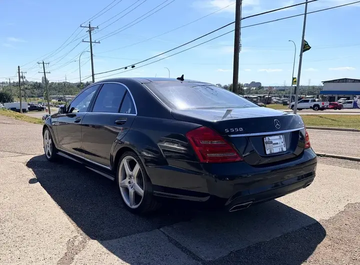 Mercedes-Benz S-Class 2013 photo 4