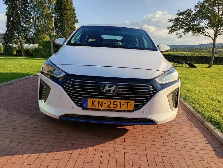 Hyundai Ioniq