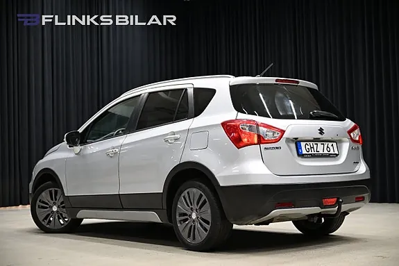 Suzuki S-Cross 2015 photo 5
