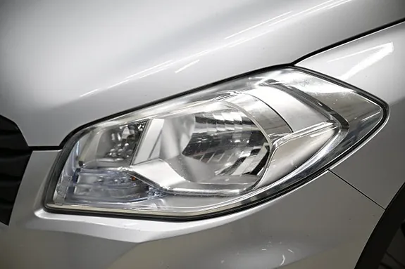 Suzuki S-Cross 2015 photo 4