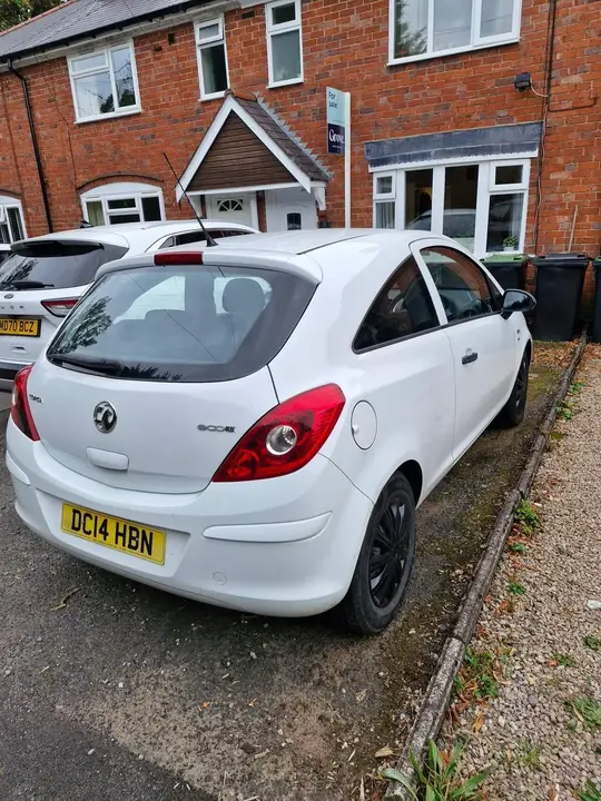 Vauxhall Corsa 2014 photo 3