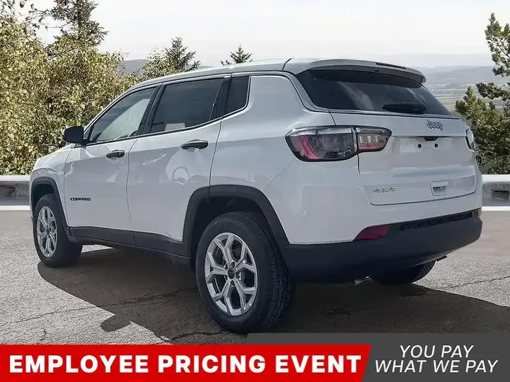 Jeep Compass 2026 photo 4