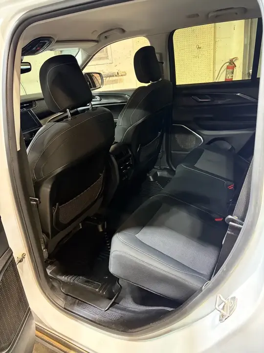 Jeep Grand Cherokee 2022 photo 5