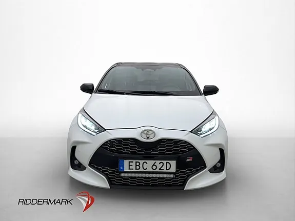 Toyota Yaris 2024 photo 2