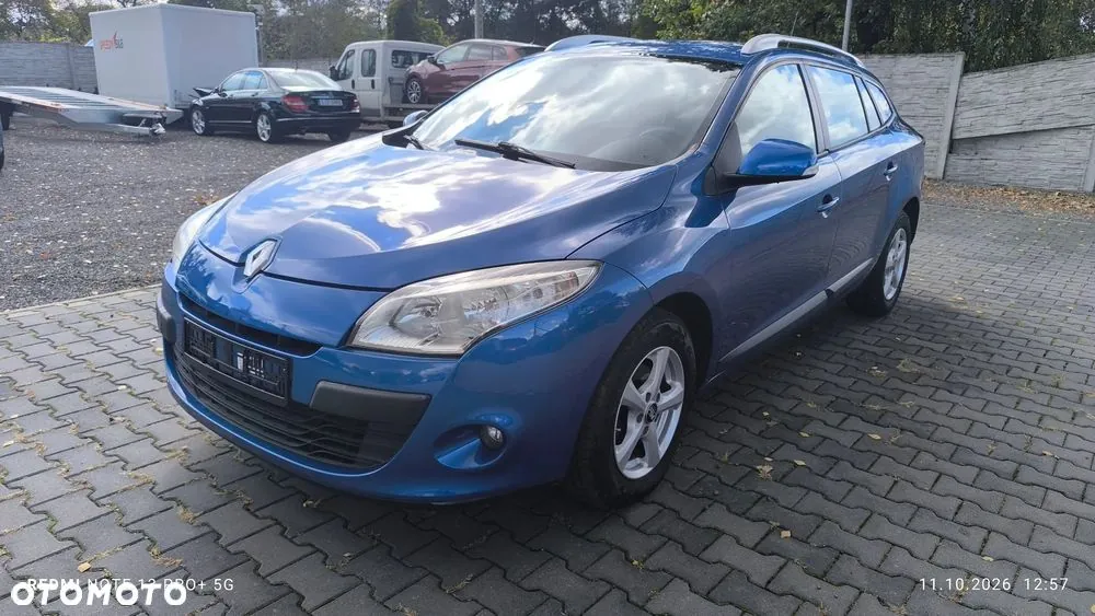 Renault Megane 2010 photo 2