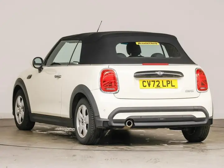 Mini Convertible 2022 photo 2