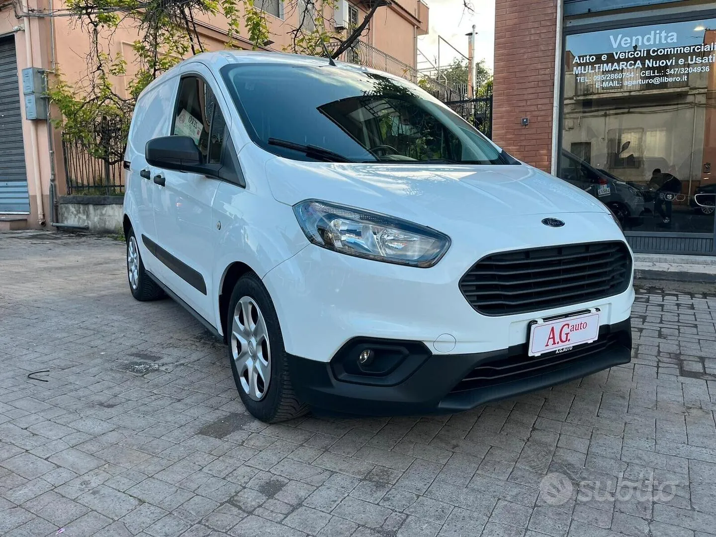 Ford Transit Courier 2020 photo 3