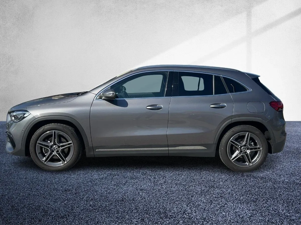 Mercedes-Benz Gla Class 2023 photo 3