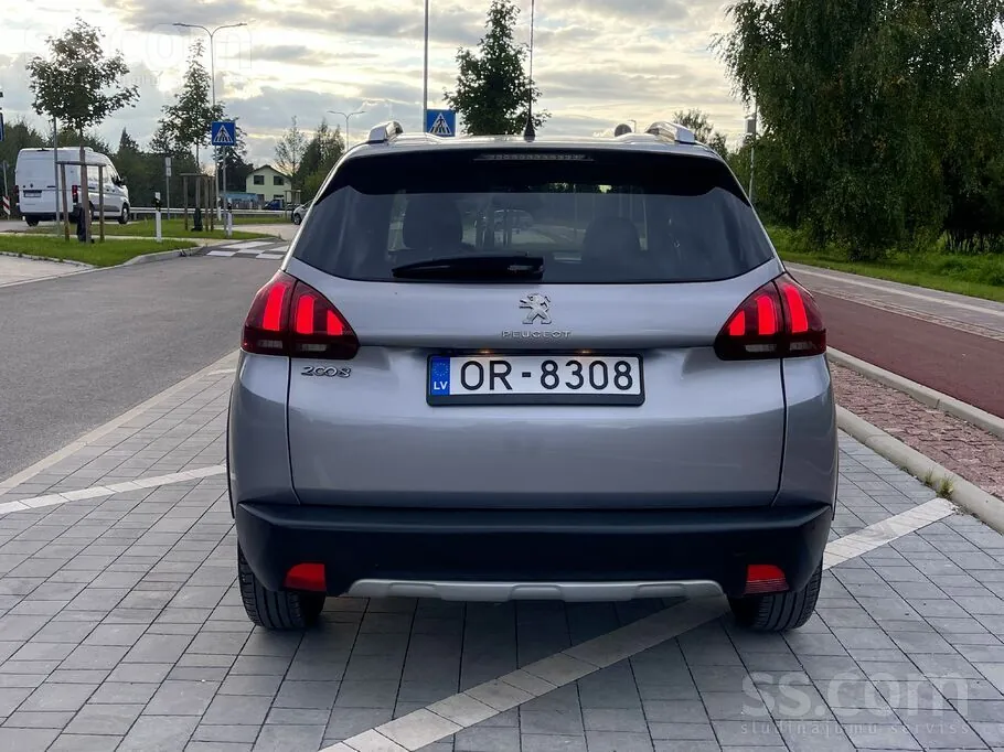 Peugeot 2008 2018 photo 5