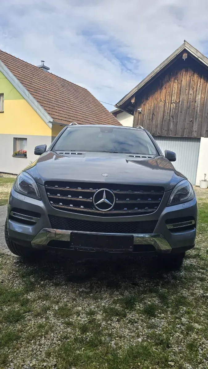 Mercedes-Benz M-Class