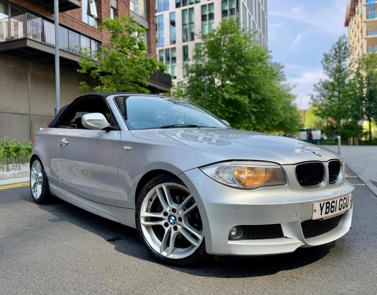 BMW 1 Series 2012 photo 2