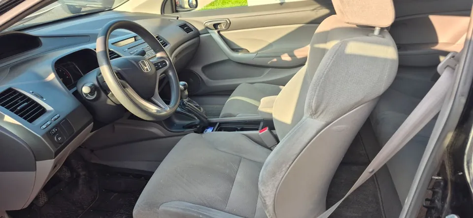 Honda Civic 2010 photo 5