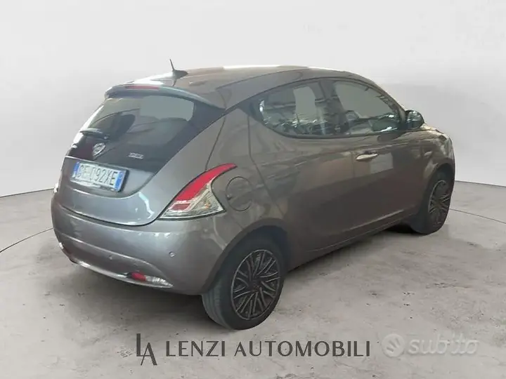 Lancia Ypsilon 2021 photo 4