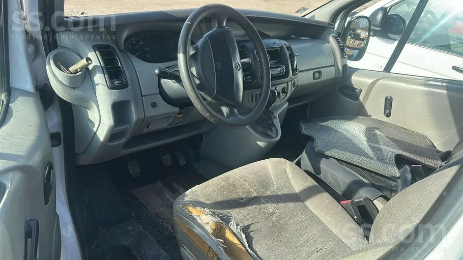 Renault Trafic 2006 photo 3