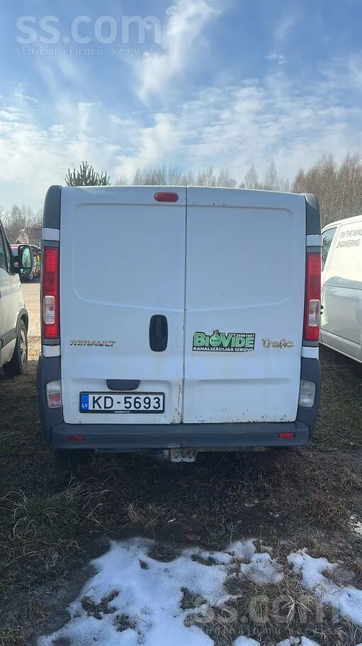 Renault Trafic 2006 photo 2