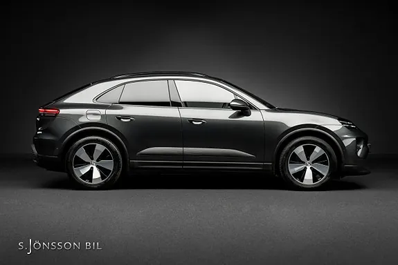 Porsche Macan 4