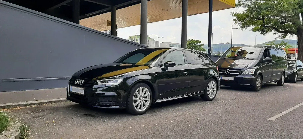 Audi A3 2019 photo 2