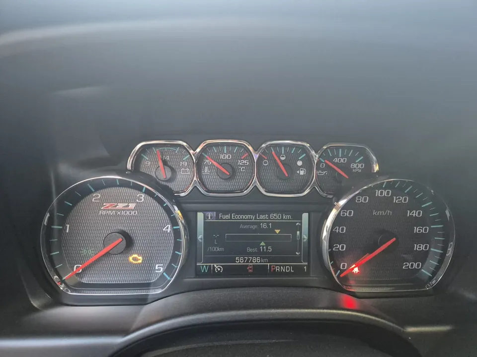 Chevrolet Silverado 2500 2018 photo 2