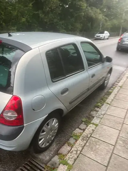 Renault Clio 2002 photo 3