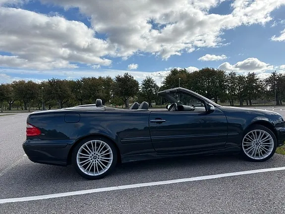 Mercedes-Benz Clk320