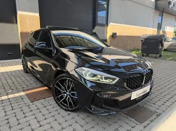 BMW 1 Series 2023 photo 3