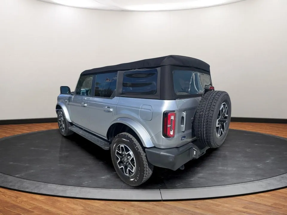 Ford Bronco 2022 photo 3
