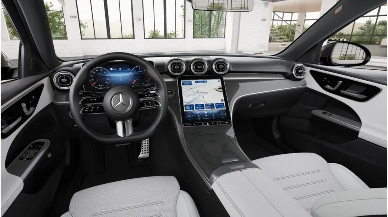 Mercedes-Benz C-Class photo 5