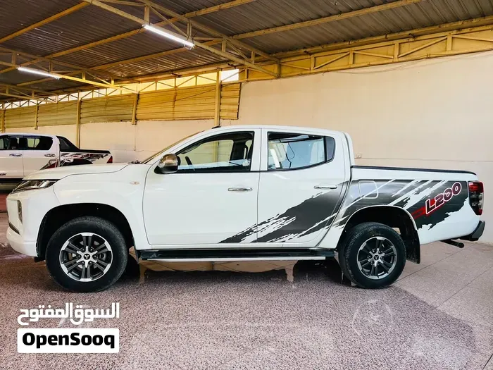 Mitsubishi L200 2022 photo 5
