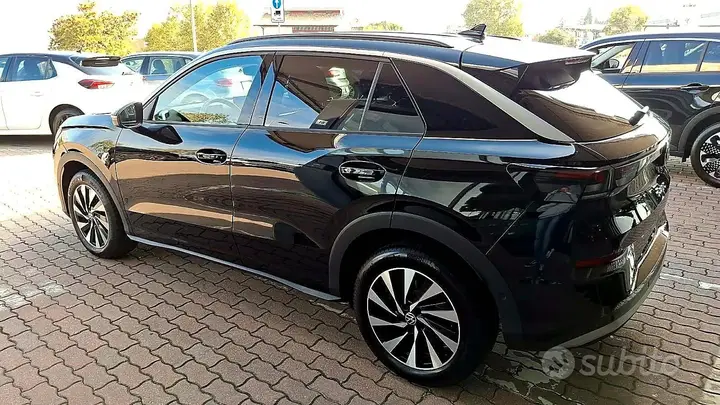 Volkswagen T-Roc 2026 photo 4