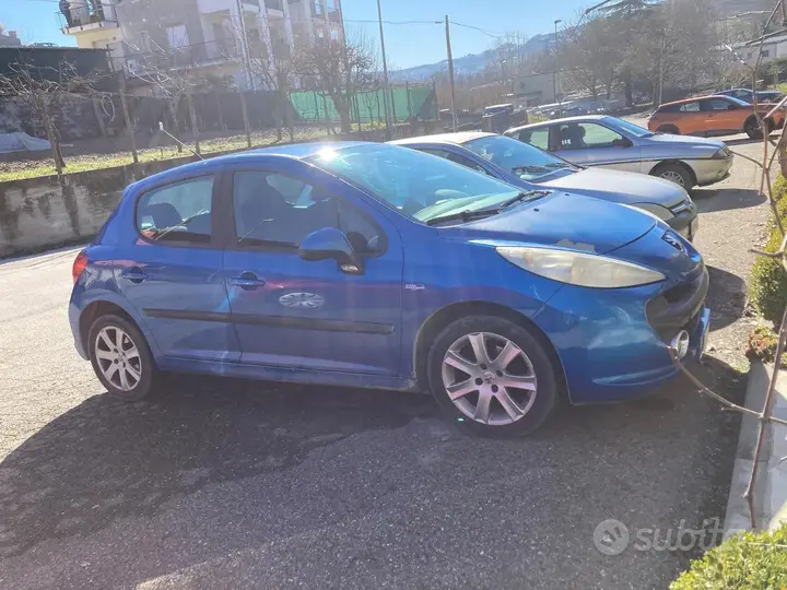 Peugeot 207 2007 photo 3