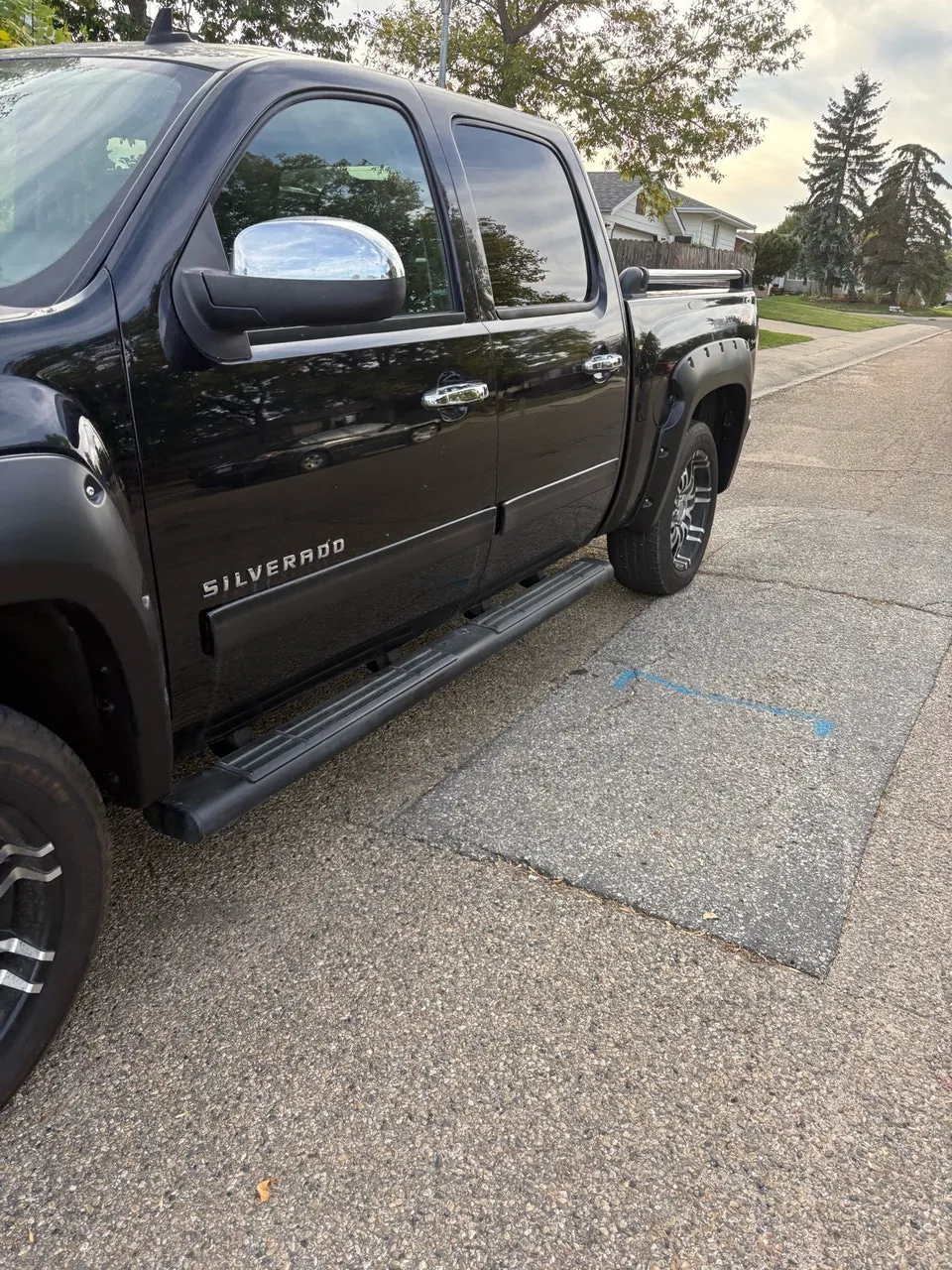 Chevrolet Silverado 1500 2012 photo 2