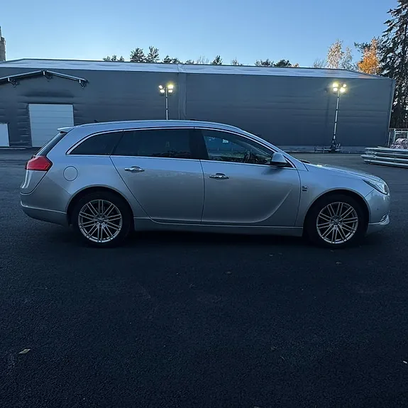 Opel Insignia 2011 photo 4
