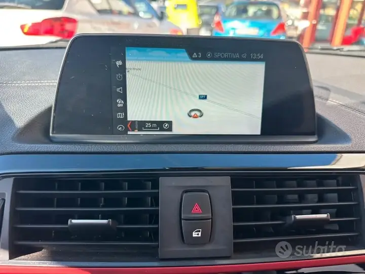 BMW 116D 2018 photo 3