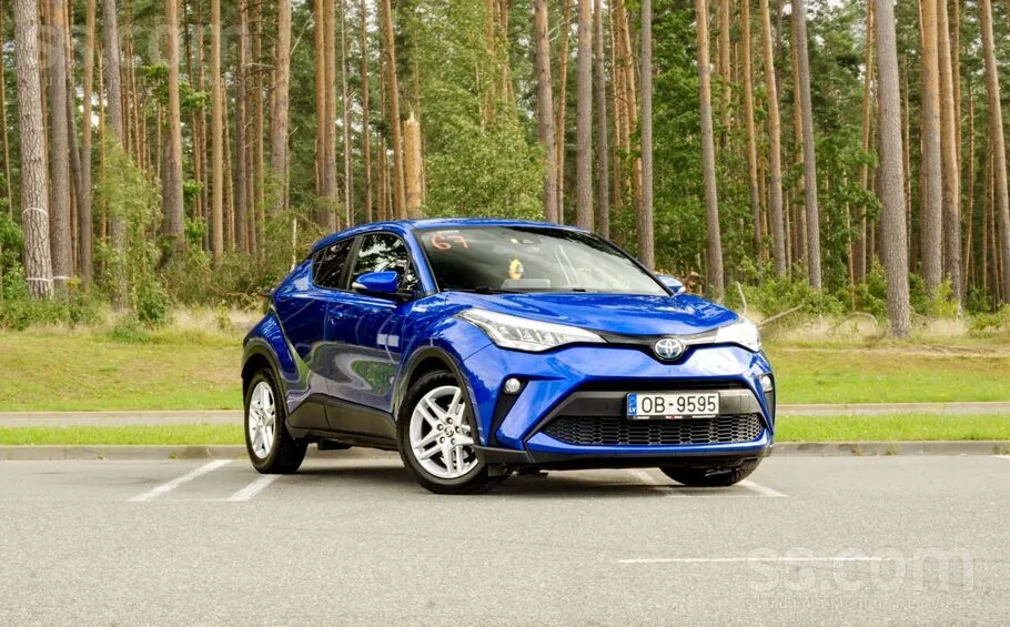Toyota C-Hr 2021 photo 2