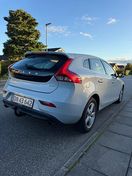 Volvo V40 2016 photo 4